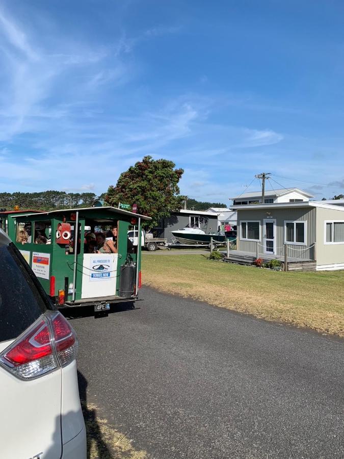 Urenui Beach Bach 외부 사진